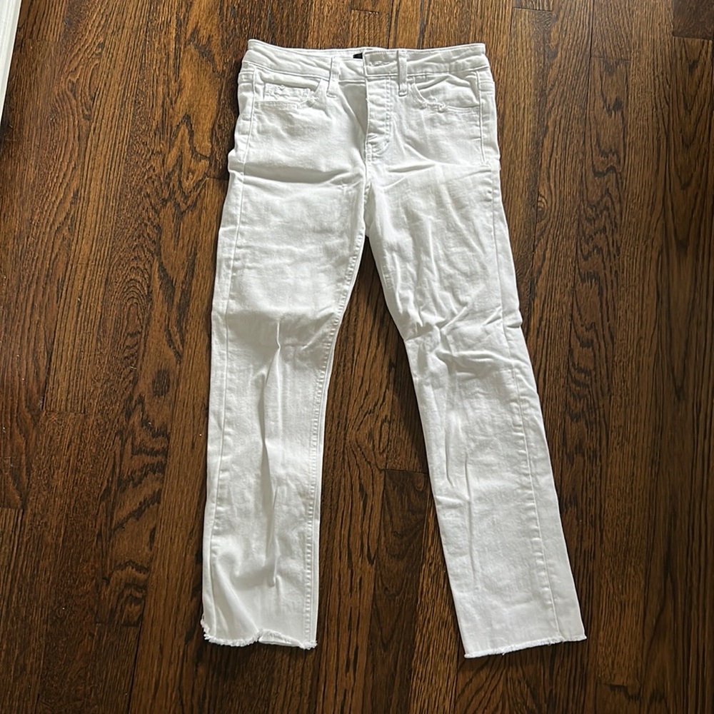 High-rise white straight fit jeans
